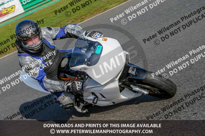 PJM Wedding Photography;enduro digital images;event digital images;eventdigitalimages;mallory park;mallory park photographs;mallory park trackday;mallory park trackday photographs;no limits trackdays;peter wileman photography;racing digital images;trackday digital images;trackday photos